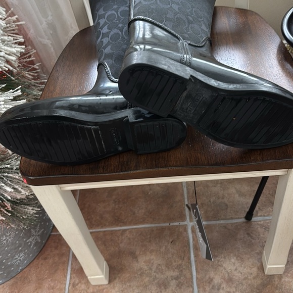 Coach rain boots - Picture 3 of 4